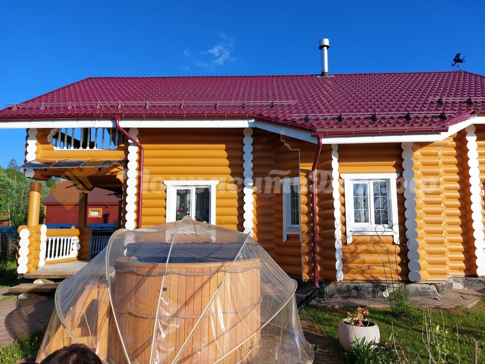 Ремонтная покраска деревянных дома и бани из оцилиндровки — фото 3 Ремонтная покраска деревянных дома и бани из оцилиндровки — фото 3